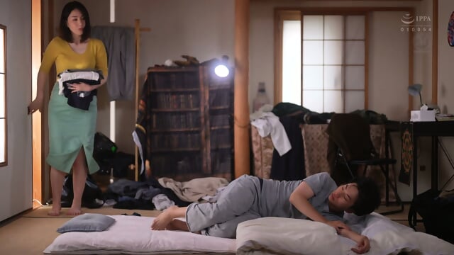 My incestuous days with my mother at my parents' house after the rest of my family left