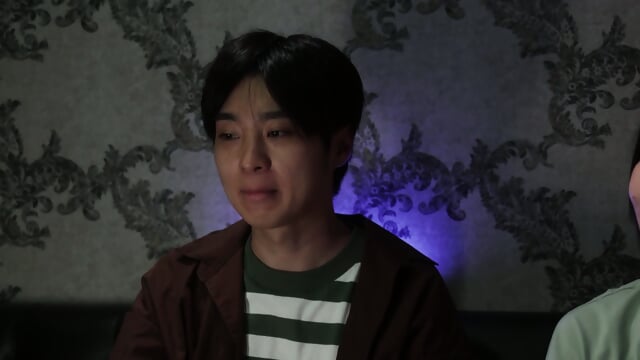 A Senior of Unknown Age Who Lives in My University Club's Clubroom Offers to Lend Me Her Pussy, So We Sweat and Cum in an Air-Conditioned Room, and It's a Sex-Filled Summer That Could Cause Me to Repeat the Year Together Kaoru Yasui