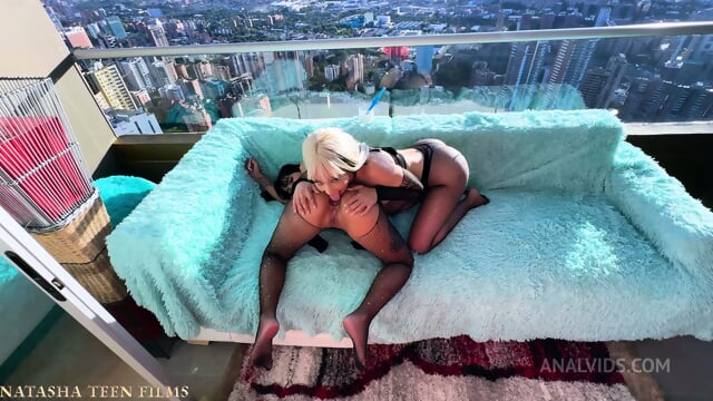 Natasha Teen Daniela Garcia