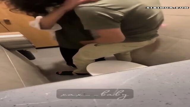 pasangan remaja lagi sange ngewe di toilet mall virall Https://s.id/yangviral1