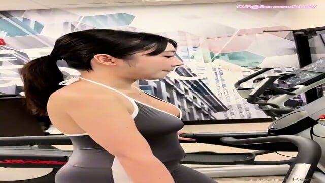 Cute Chinese girl fucking her trainer after workout