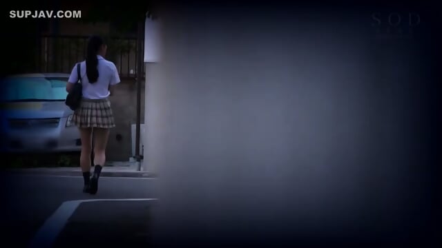 Kiritani Has A Stalker In Her Festival In The Trains And The School