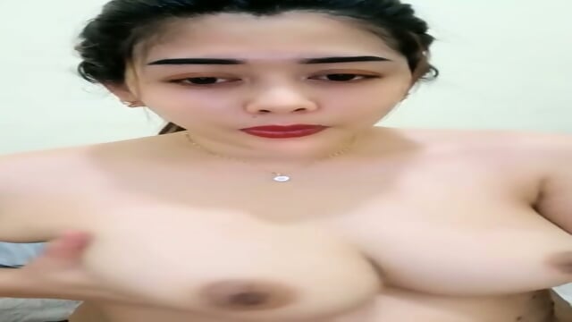 Pesona tante meli cantik colmek