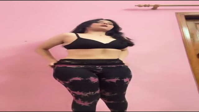 Beutiful girl selfie for bf