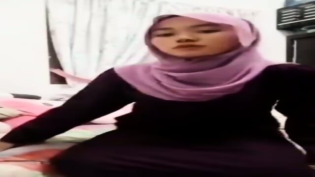 Sepatutnya Jangan Cabut Tudung Tu
