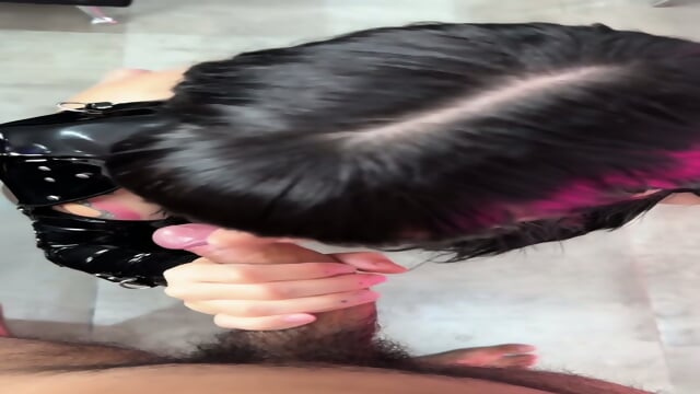 Anal Goth Girl Earns The Load