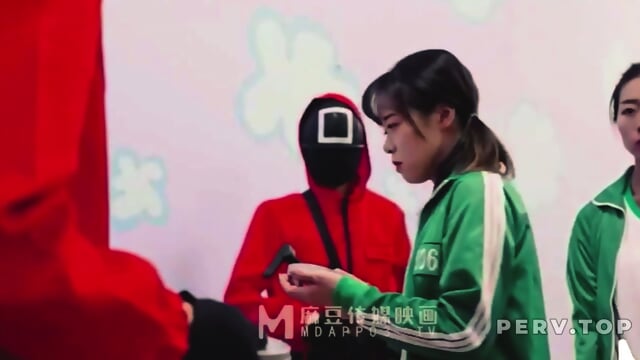 Squirt Game Chinese AV Porn ORGY