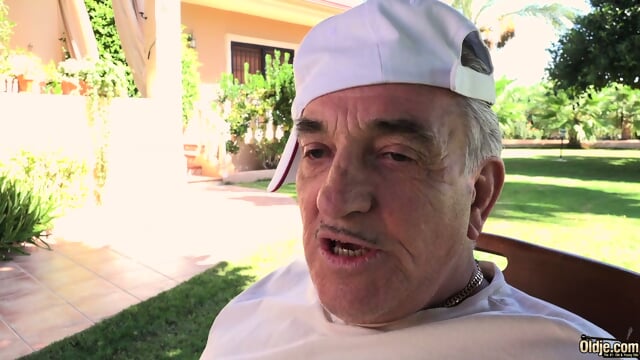 Lady Dee Gives Grandpa A Chance