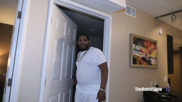 CHOCOLATE MAX GETS A MOTIVATION FUCK FROM LTEE