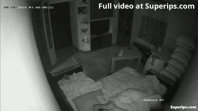 IPCAM â Arab husband fucks two types of women