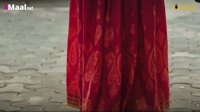 Pati na sexy biwi ko tel lagake gand mara. Ullu indian web series.  Nurse episode 1.