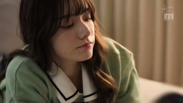 MIDA-368 [Chinese Subtitles]   [Mosaic Defacement] I Was  A Shot Of My Childhood Friend's Unprotected Underwear