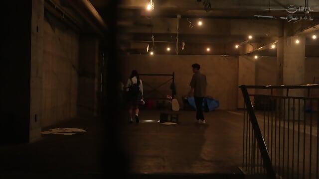 A Silly High Schooler Comes to an Abandoned Building to Test Her Bravery, But the Homeless People Who Live There Attack Her!? The Homeless Men, Hungry for a Long Time Without Touching a Woman, Swarm Around a Young, Tight-Skinned Woman! They Devour Her as