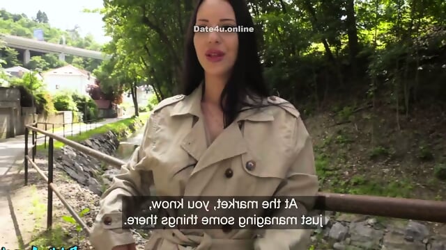 Areta Ridera - What Have You Got Under That Coat (07.11.2025) pzuy