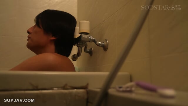 START-508-RM [Reducing Mosaic] I missed the last train while taking inventory after the store closed so I decided to stay at the house of a part-time worker.