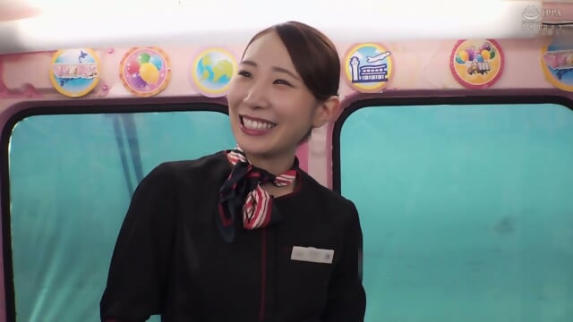 [DVMM-ThreeFourFour] General male-female monitoring AV x Magic Mirror Bus collaboration: Sudden bukkake on black pantyhose beautiful legs cabin attendants fresh from flights at major airlines!