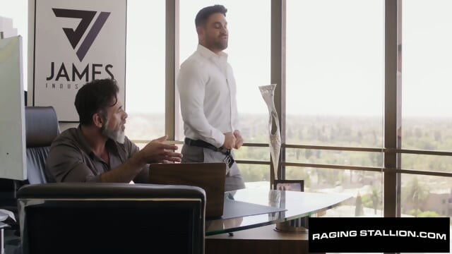 Raging Stallion - Stud Drew Valentino Railed By Hairy Hunk