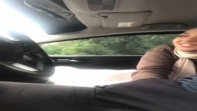 stw hijab suka sensasi dalam mobil Full Di Https://s.id/jajanpskmichat