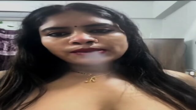 V-Hot-Sweti-Stripchat Model Pussy Fuck & Ticket show