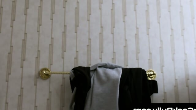 stop bullying my husband