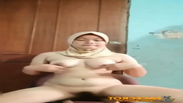 Hijab nuraeni berulah