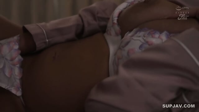 A Beautiful Married Woman's Sticky Sweet Kisses And High-class Lingerie Sex