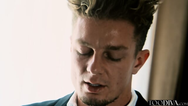 MILF WORLD - Tempted By The Sexiness Of The Boss's Body