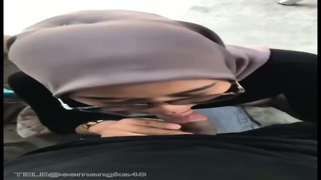 Bokep Indo Hijab Sekar Suka Main Di Luar