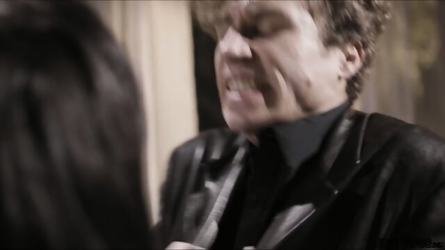 Come Here You, I Want You. NOW!