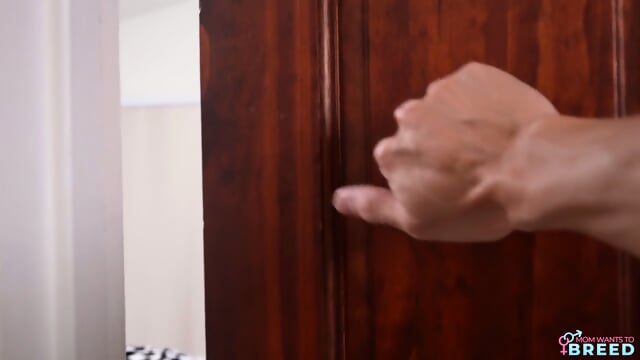 Trick Or Treat MILF Creampie - Anissa Kate Pounding