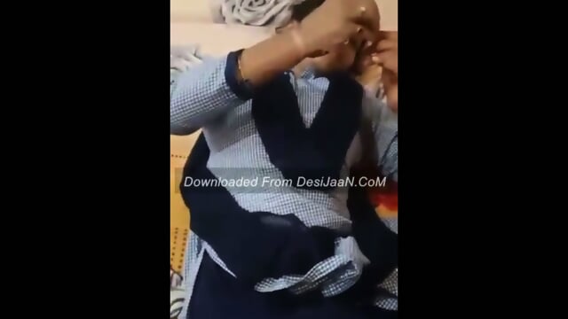 Indian School 18yr girl viral mms xxx desi
