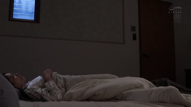 I've been having a sexual relationship with my son's friend for five years now. I'm having an indecent affair with a younger guy... I'm addicted to creampie love affairs. Meguri - Meguri (Meg Fujiura)