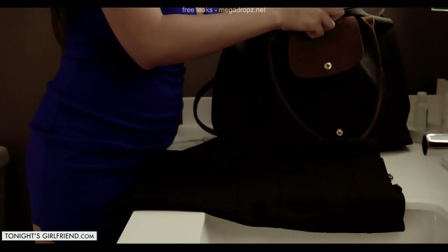 Escort Autumn Falls Gets Railed In A Hotel Room