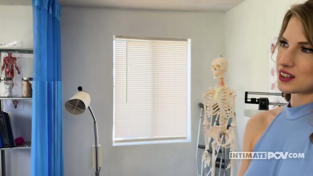 Roxie Sinner Octavia Red 2160p