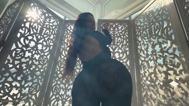 Thicc Italian Gymnast Takes On The Black Monster Cock - Raissa Bellini hard-rough-sex