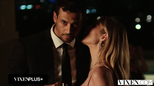 VIXEN Gorgeous Blonde Besties Azul Hermosa And Blake Blossom Share A Cock In Hot After-Party Threesome