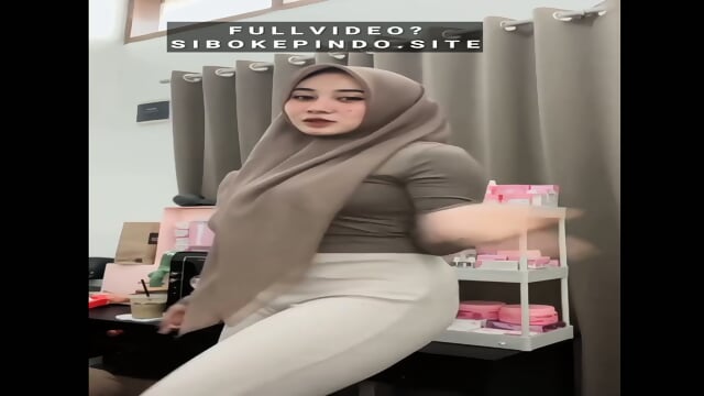 Bokep indo gangbang hijab tobrut lagi mabuk
