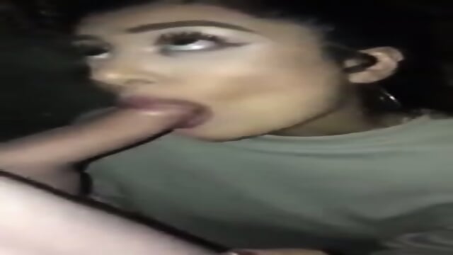 Tao Jovem E Jah Eh Boqueteira Assim