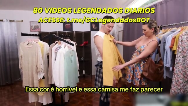 Comeu o cu da madrasta no vestiario - Legendado