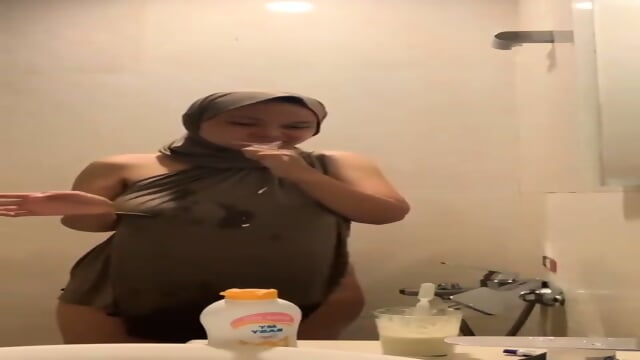 indar hijab tobrut konten mandi terbaru viral