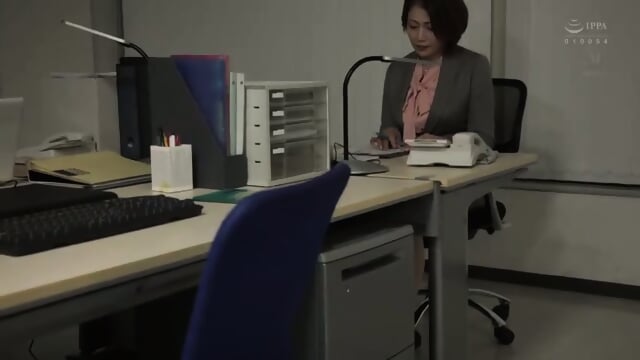 r-o-e-4-6-6 japanese milf