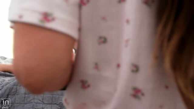 koda monroe both are going late for work.