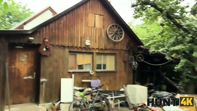 Lola Danger - Sexame Street's Follow That Bird