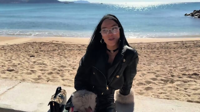 Marina, 27 Years Old, A Nurse In Lyon!