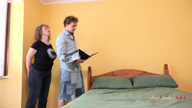 Spanish Milf Merce Gets Creampied   Merce Palau Cum inside pussy