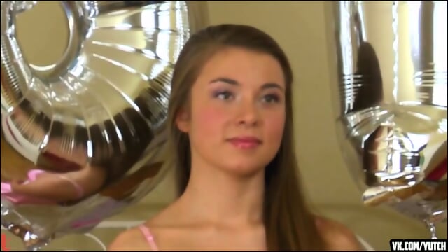 Roxy Bell - Birthday gangbang