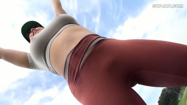 [Reducing Mosaic]KTKC 172 Chiaki (H cup), An Innocent College Girl With Huge Breasts Who Became A Jogging Friend Through An App And Usly  With Her Sweaty, Braless Nipples