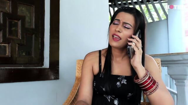 Do Rand Ki Lesbian Chudayi Dekh Kar Nokar Ne Bhi Chod Dala