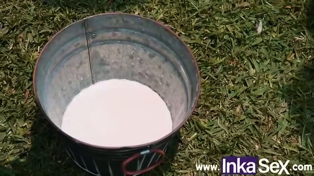 Thick Latina Gives Milk Then Gets Some Cream