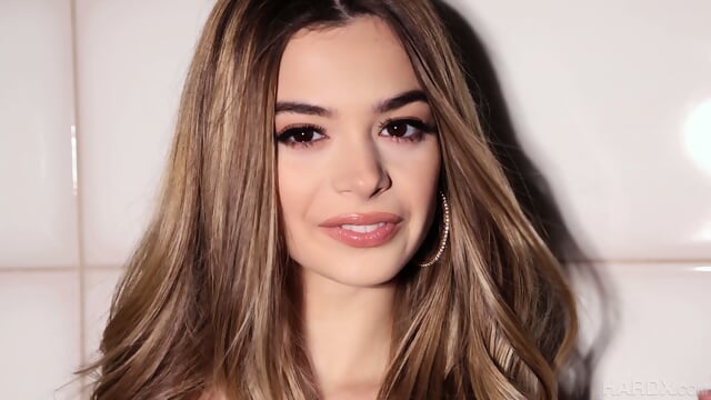 M0lly L1ttle Hardcore Sex 23